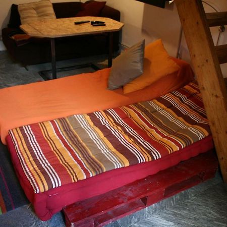 Central Apartment With Garden Milano Esterno foto