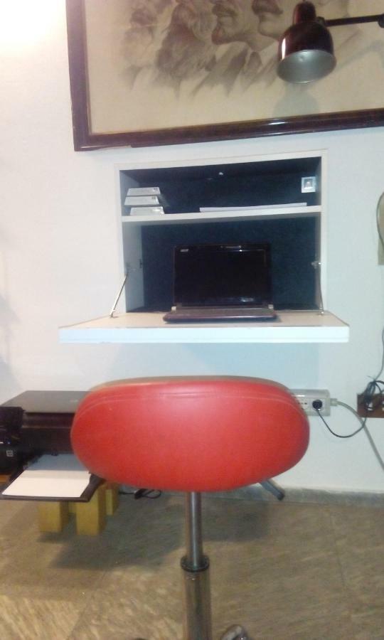 Central Apartment With Garden Milano Esterno foto