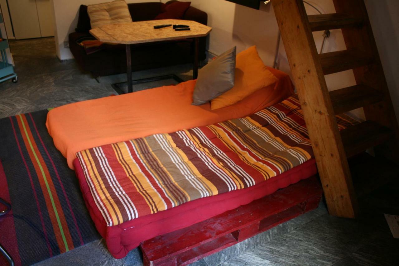 Central Apartment With Garden Milano Esterno foto